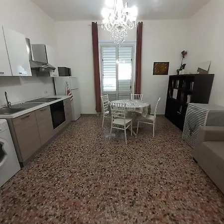 Apartment Ierone I